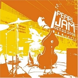 Pearl Jam - Benaroya Hall (Oct.22 2003)