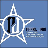 Pearl Jam - Van Andel Arena, Grand Rapids MI