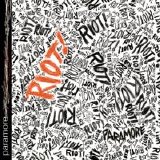 Paramore - Riot!