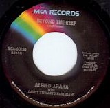 Alfred Apaka with Danny Stewart's Hawaiians - Beyond The Reef/The Hukilau Song (US)