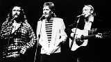 Crosby, Stills & Nash - Universal Amphitheatre  11/28/1982