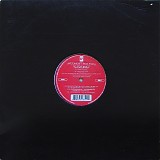 Mooncat feat Mary - Strong