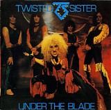 Twisted Sister - Under The Blade