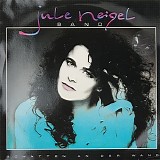 Jule Neigel - Schatten an der Wand