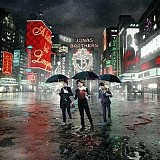 Jonas Brothers - A little bit longer