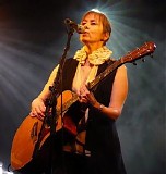 Suzanne Vega - 2001-07-14 - Paderborn, Germany